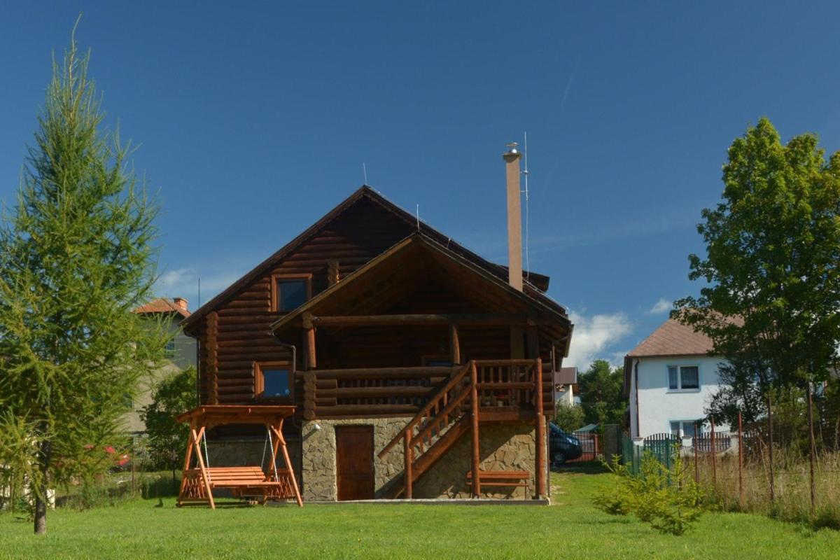 Trinity Log Cabin Wellness Resort Štrba 外观 照片